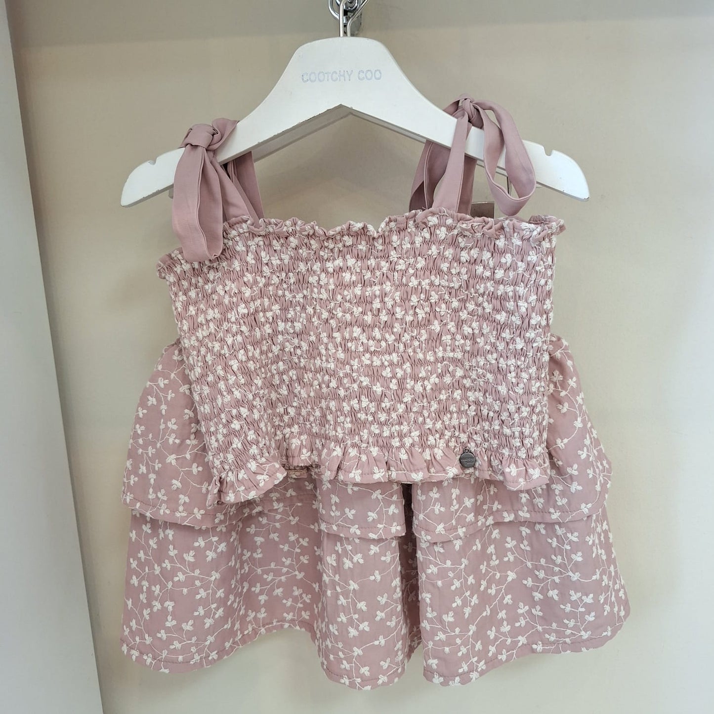 Short pollera broderie rosa