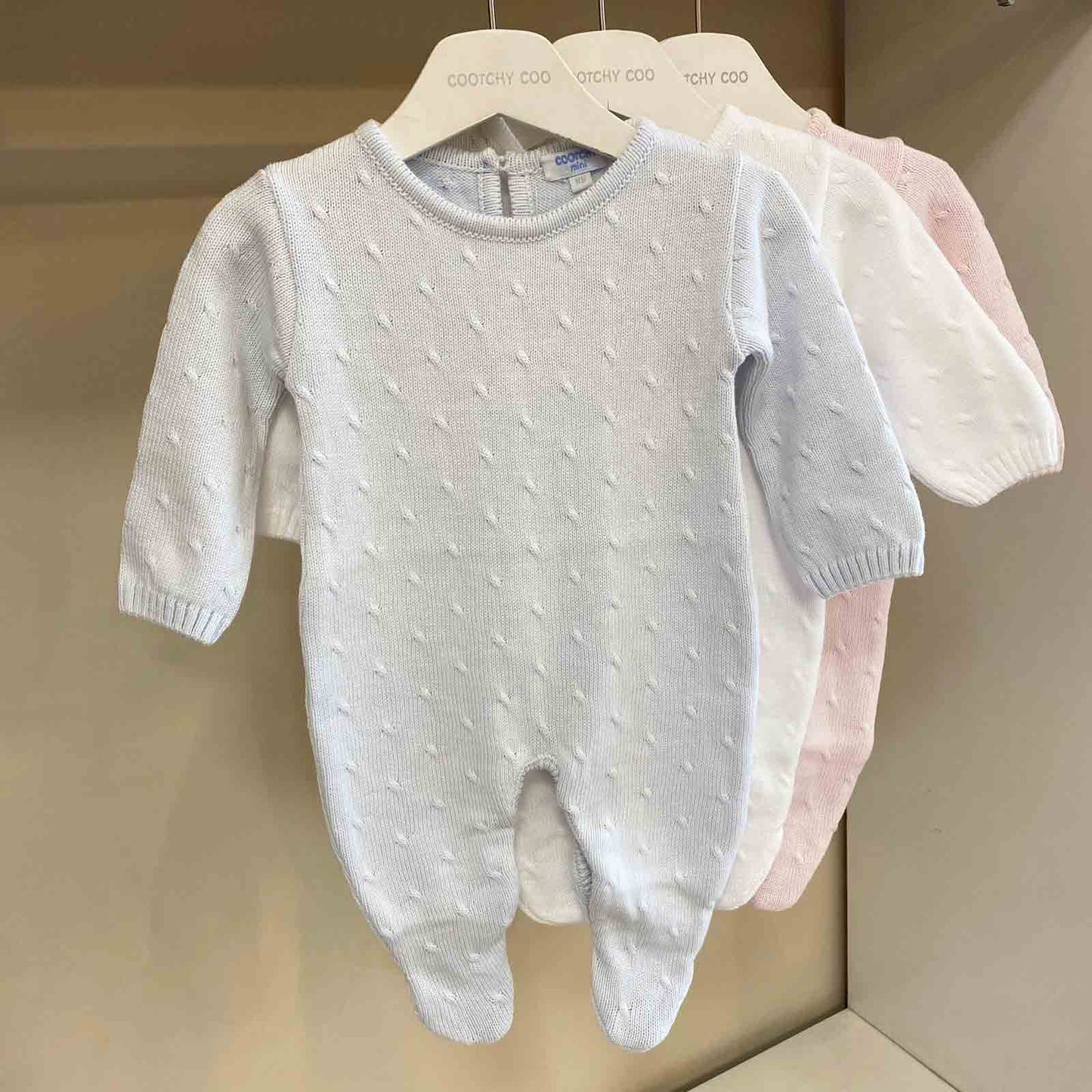 Enterito gotas con pie celeste