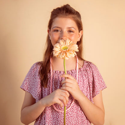 Vestido Juana rosa con hojas natural