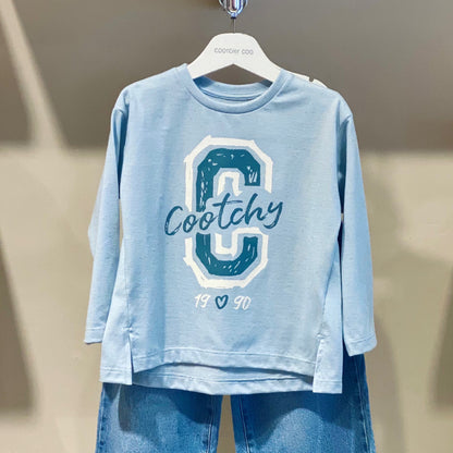 Remera Celeste "C"